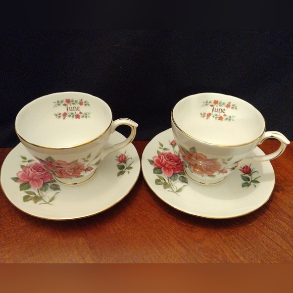 Royal Winchester England Rose Pattern Teacup and Saucer sets - Picture 2 of 4